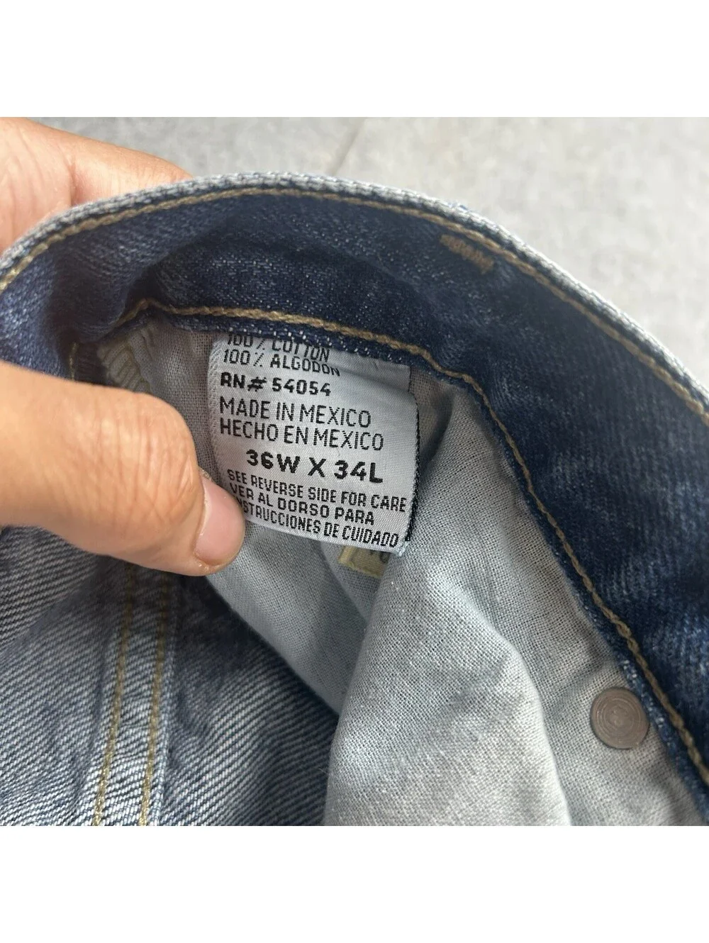 Bugle Boy Looser 7M Mens Distressed Relaxed Denim Jeans SZ 36 Blue 36X34